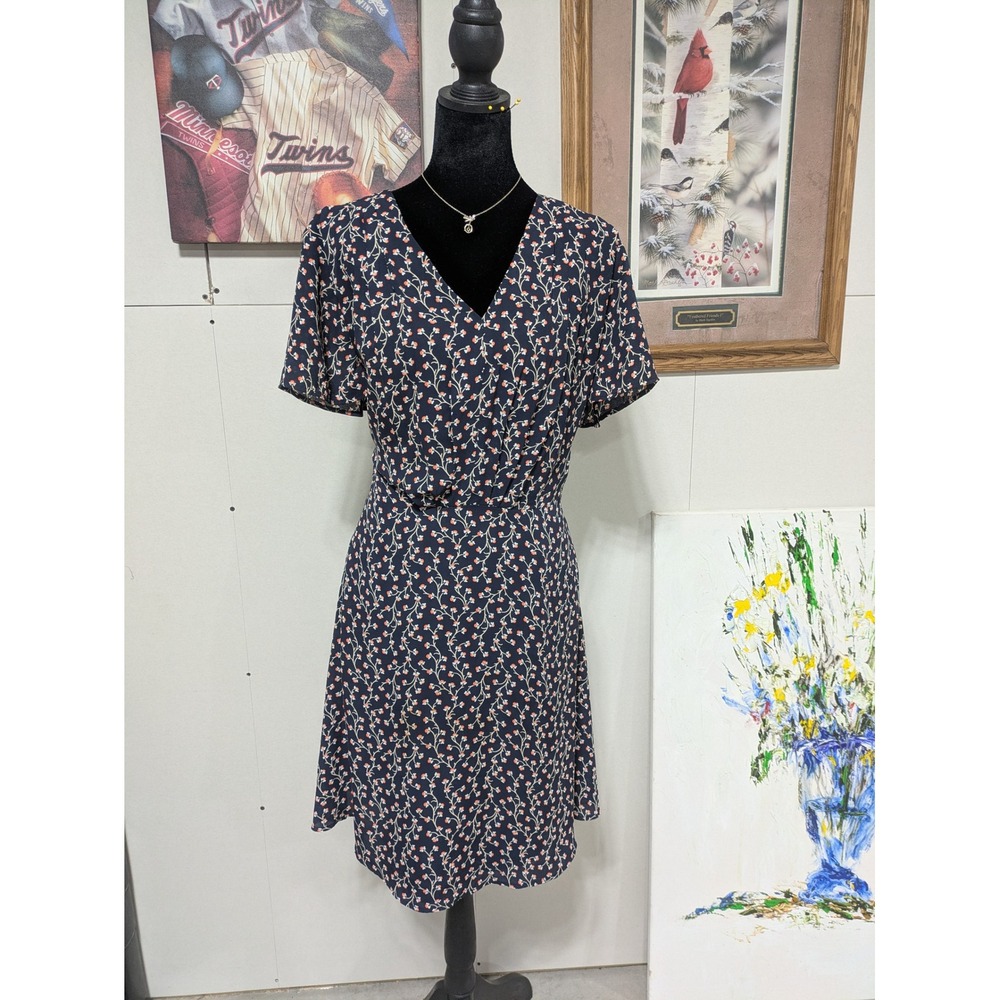 Ann Taylor Factory Navy Blue Floral V-Neck Fit and Flare Tie Back Dress Large XL